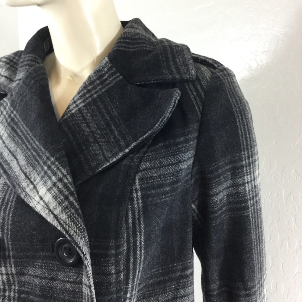 Old Navy Grey Plaid Pea Coat - Picture 3 of 8